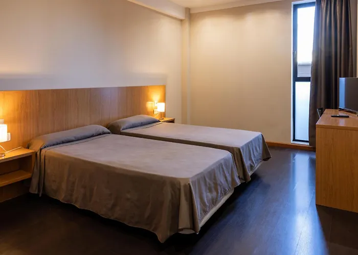 As Ponferrada Otel Columbrianos